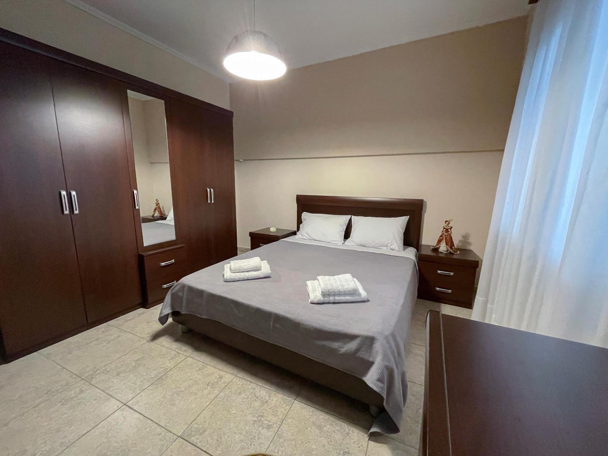 Aristides Guesthouse Krinídhes Eksteriør billede